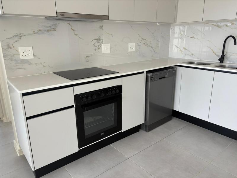 To Let 2 Bedroom Property for Rent in Sandown Western Cape
